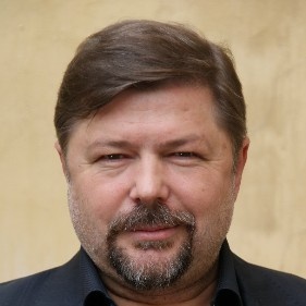 Вадим Романов